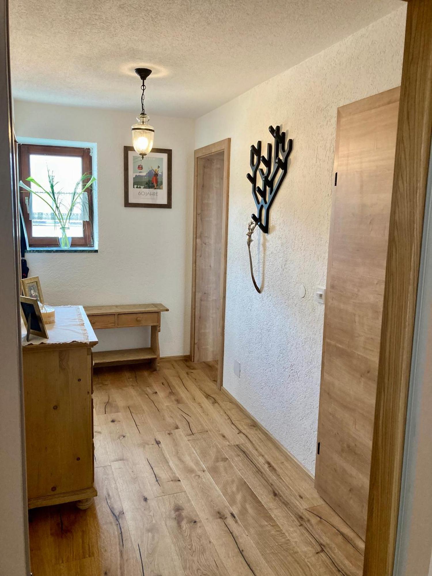 Cosy Apartment Bad Ischl In Quiet Residential Area - Newly Renovated Exterior foto